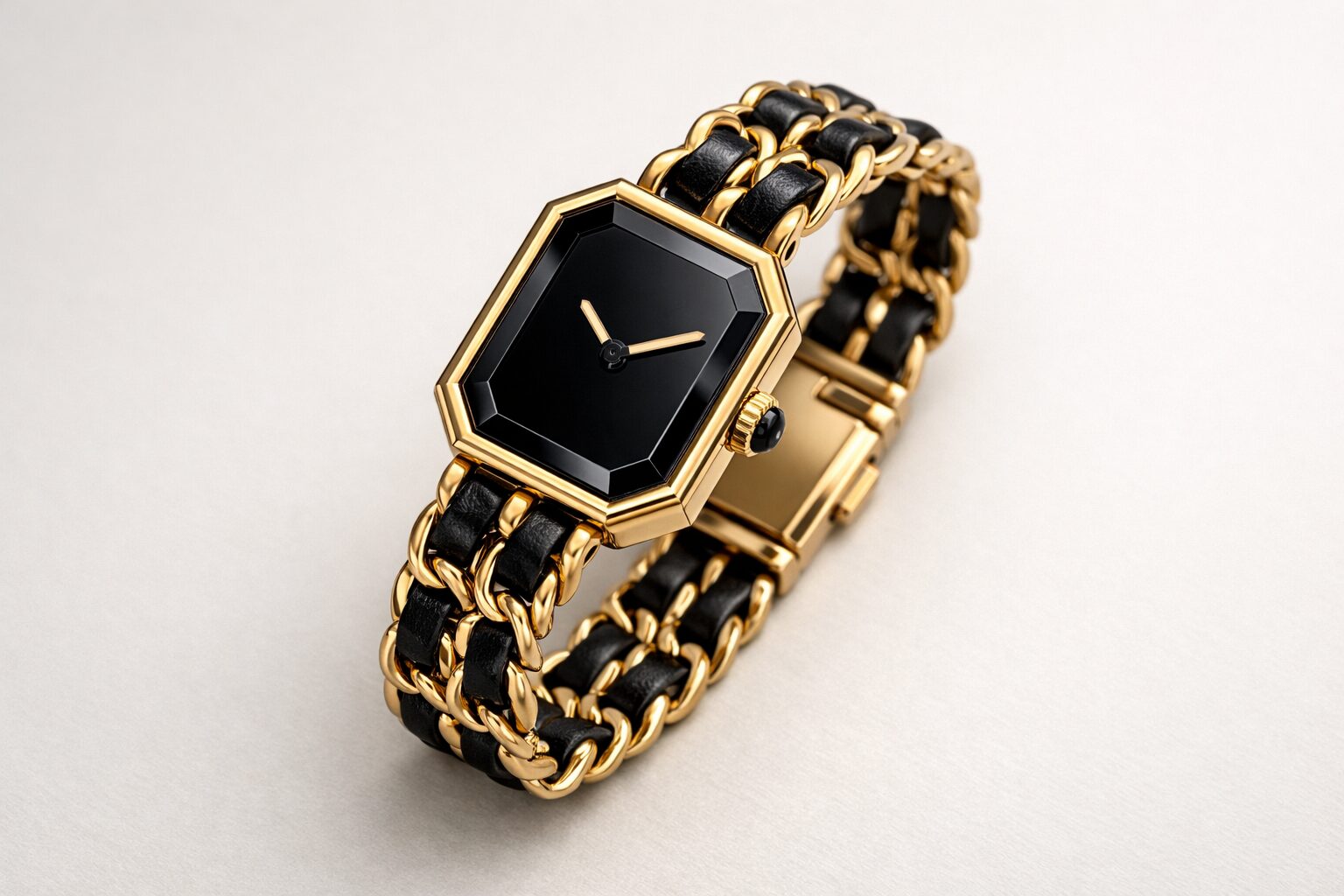 シャネルプルミエールの偽物見分け方基礎