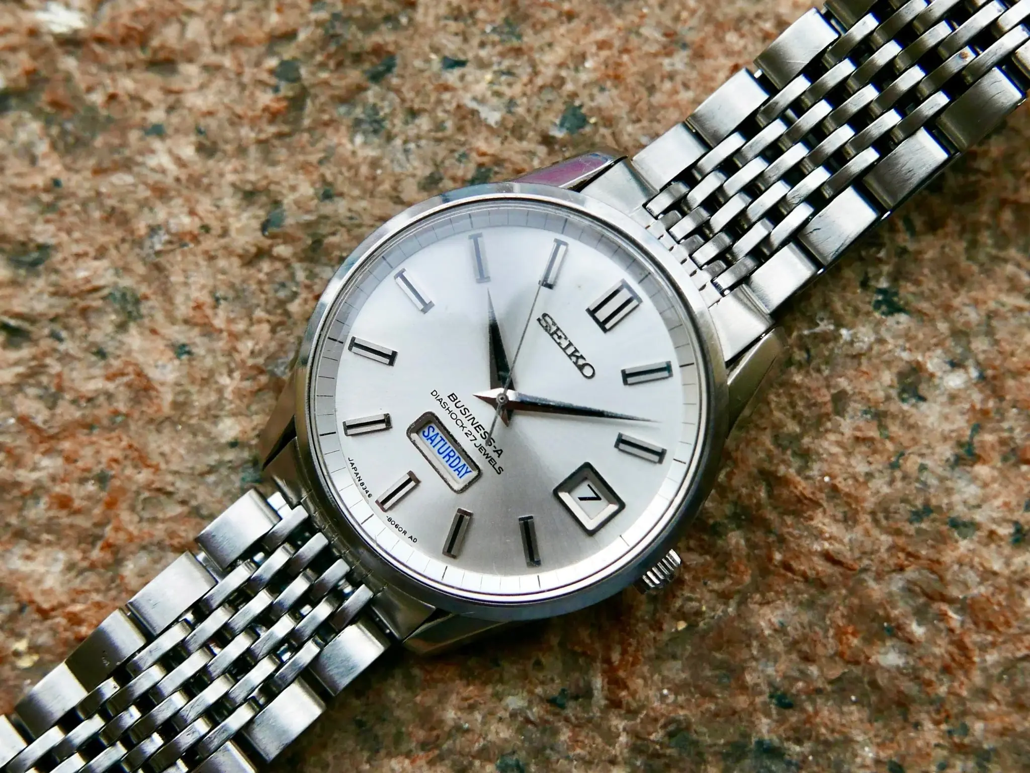 用途別でセイコーとシチズンを比較