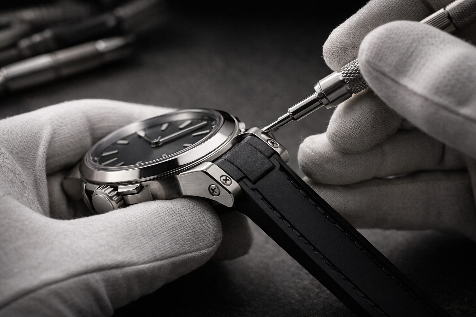 5817のスクリューバー外し方