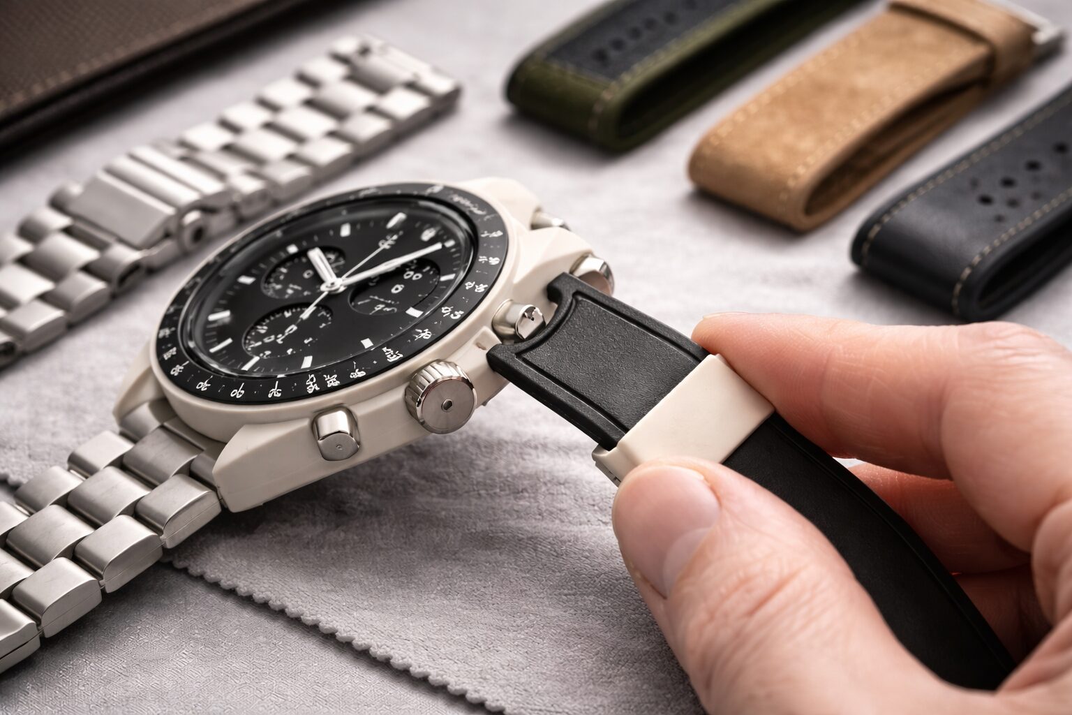 ムーンスウォッチクイックリリース